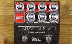 渋谷店：Crews Buzz-Tri-Mix Bass Fuzz Pedal