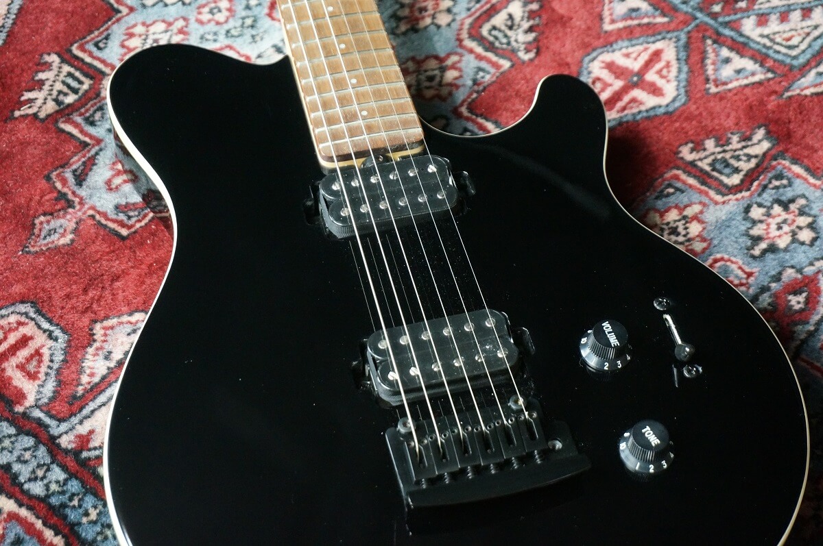 SP店：Sterling by MUSIC MAN AXIS / SUB AX3S / Black