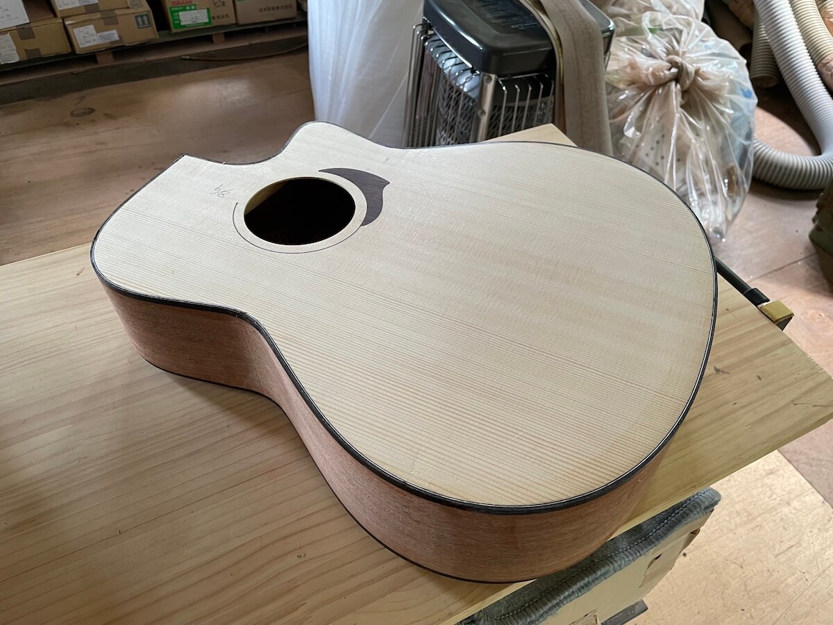 SP店 : Yokoyama Guitars AR-WM / Anniv. LTD Model / White Spruce & Mahogany