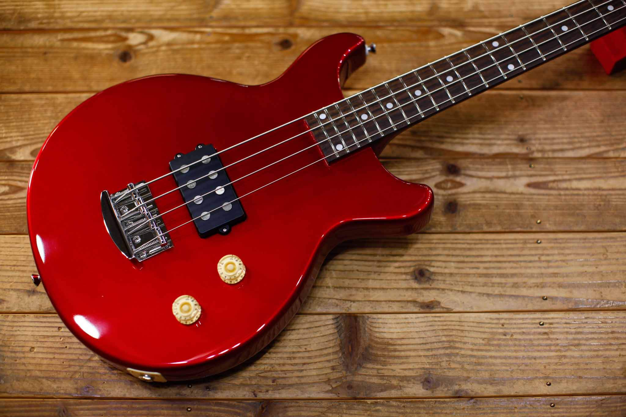 【ビッグでクリア】Rabbit is USA-B Candy Apple Red #17022