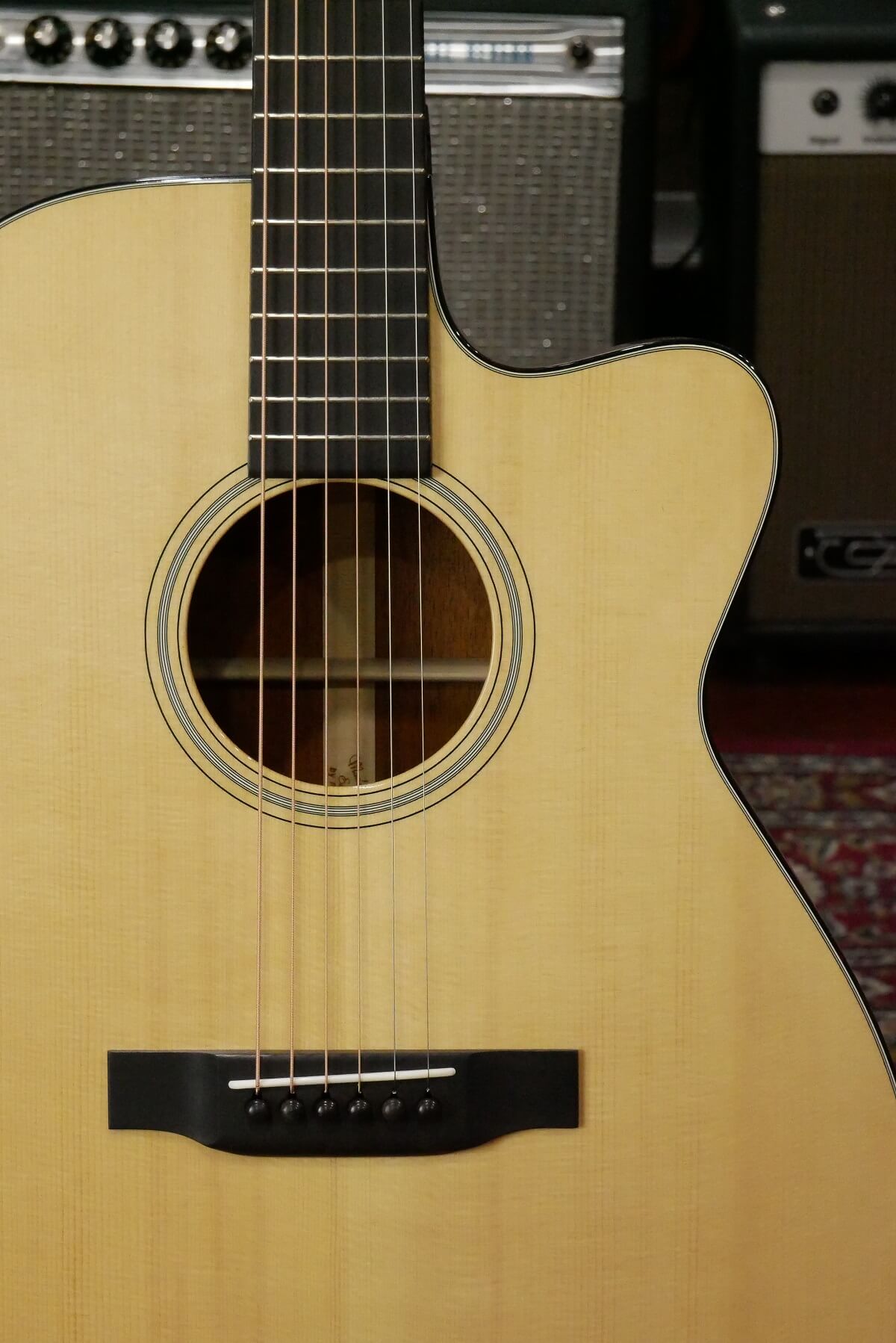 SP店 : Headway Guitars / OMC-180 CTM / Graphite T bar / Honduras Mahogany