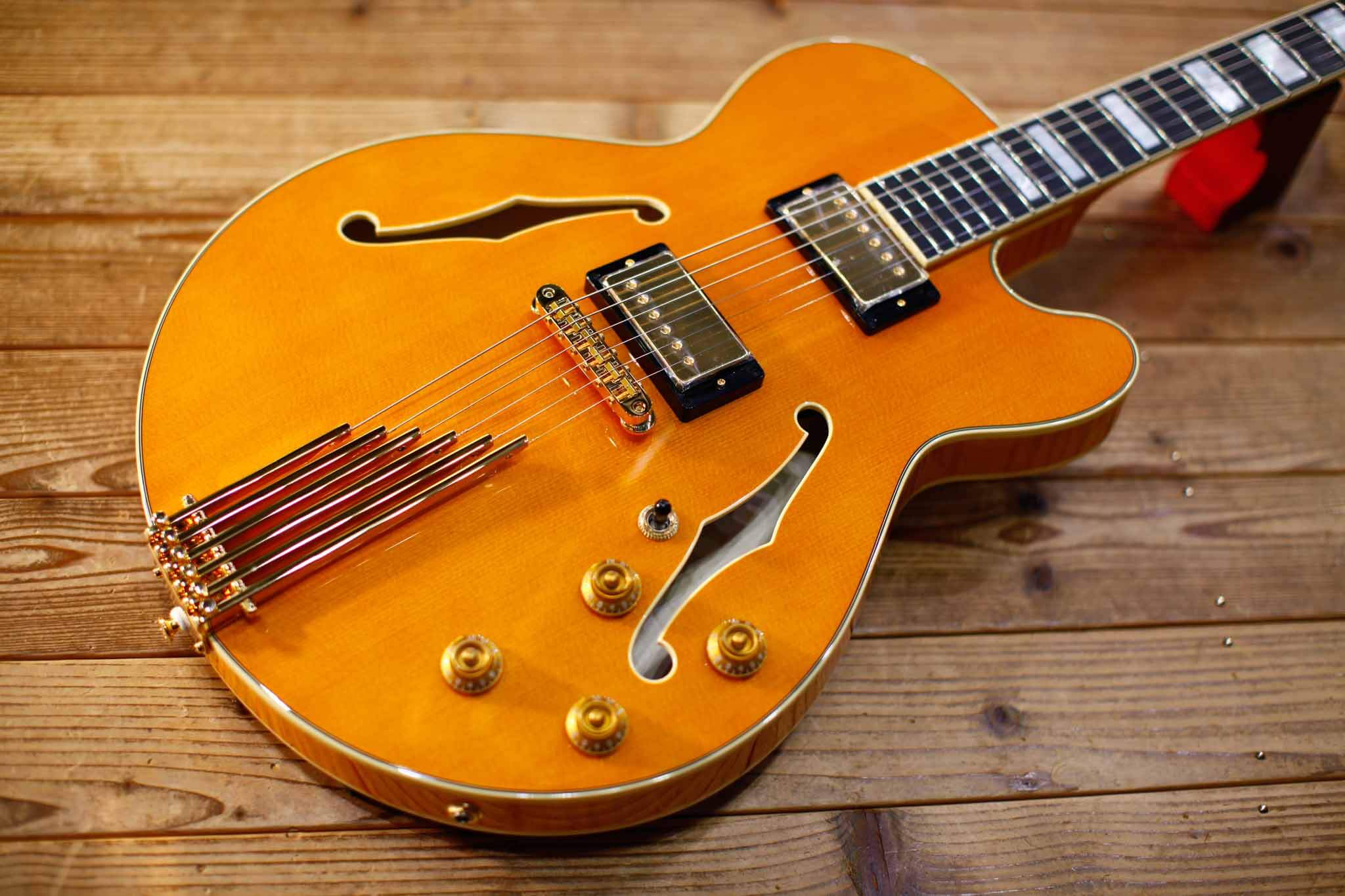 Crews GBNY-1 Natural Yellow(Finger Tailpiece)