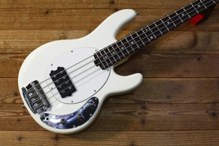 Sterling by MUSIC MAN STINGRAY SHORT SCALE  / Olympic White
