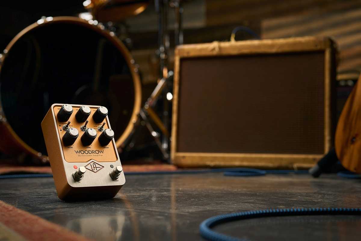 Universal Audio UAFX Woodrow ’55 Instrument Amplifier