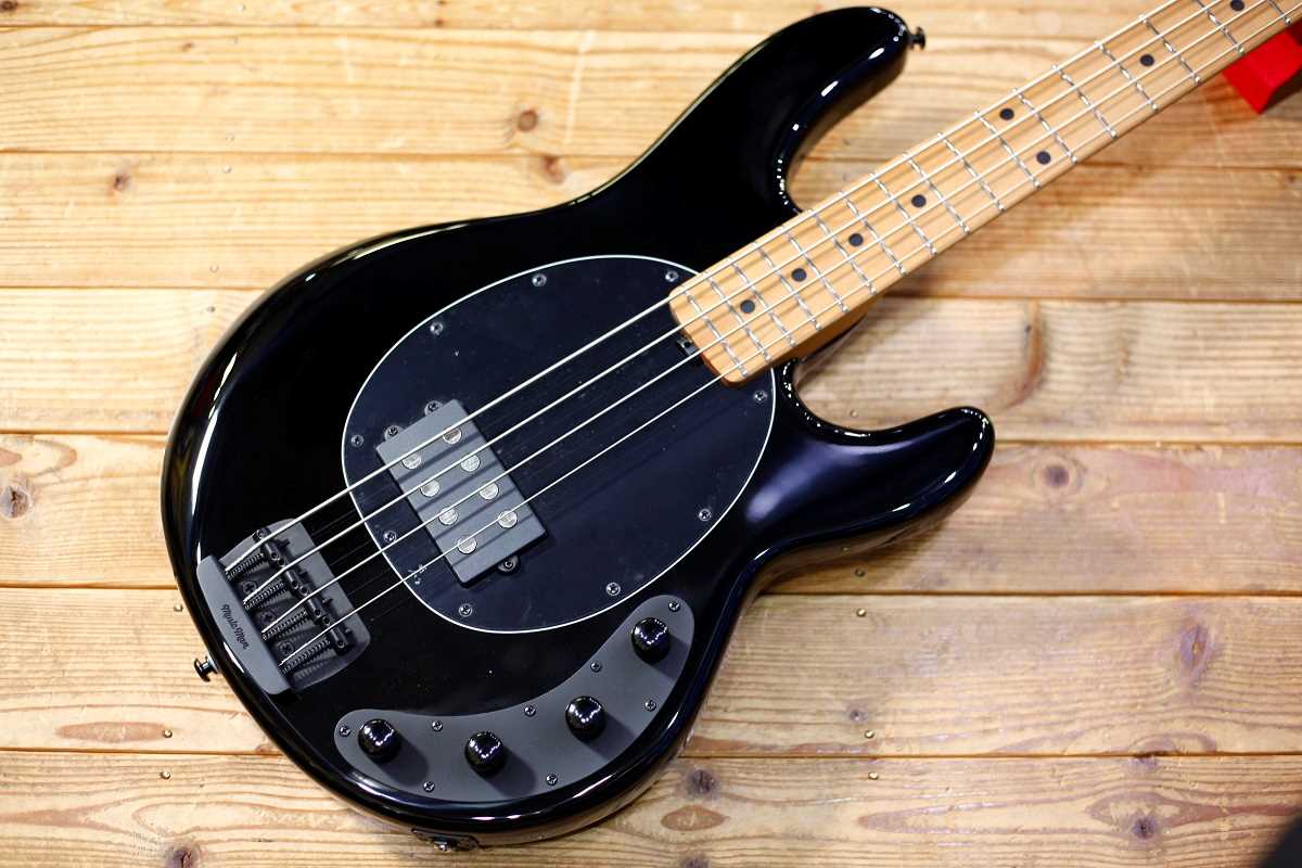 MUSICMAN stingray ベース