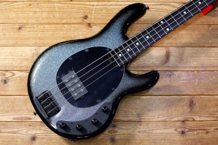 【SOLD】MUSIC MAN StingRay Special Smoked Chrome / Ebony