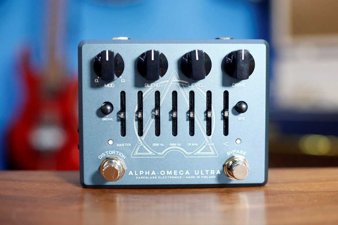 Darkglass Electronics ALPHA·OMEGA ULTRA V2 W/AUX IN