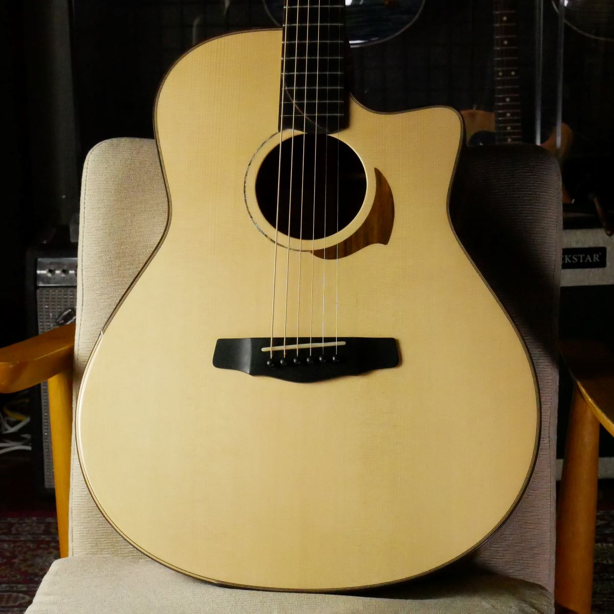 SP店 : Yokoyama Guitars / AR-EM #981 / Engleman Spruce & Mahogany