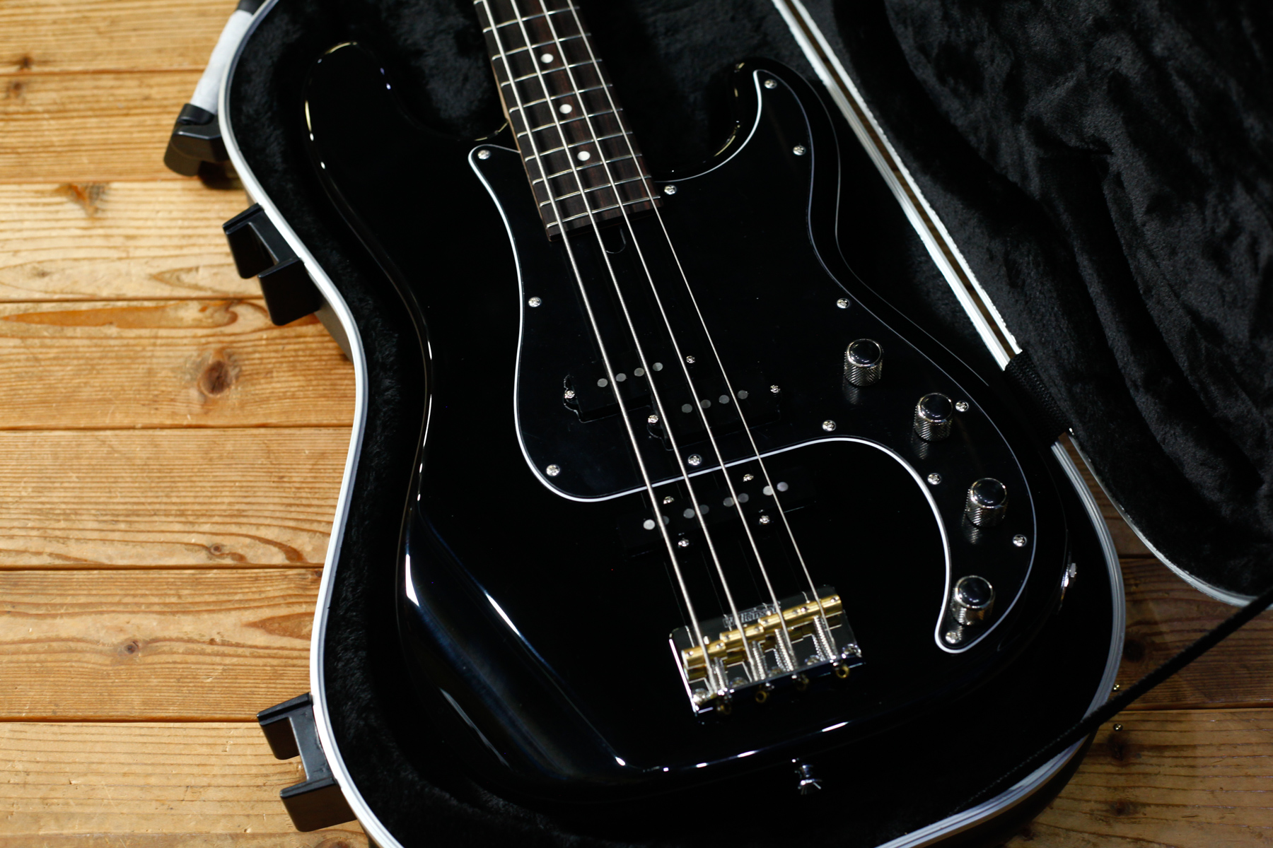 【SOLD】Crews NPJ Active|BLK MH(Black Matchinghead)