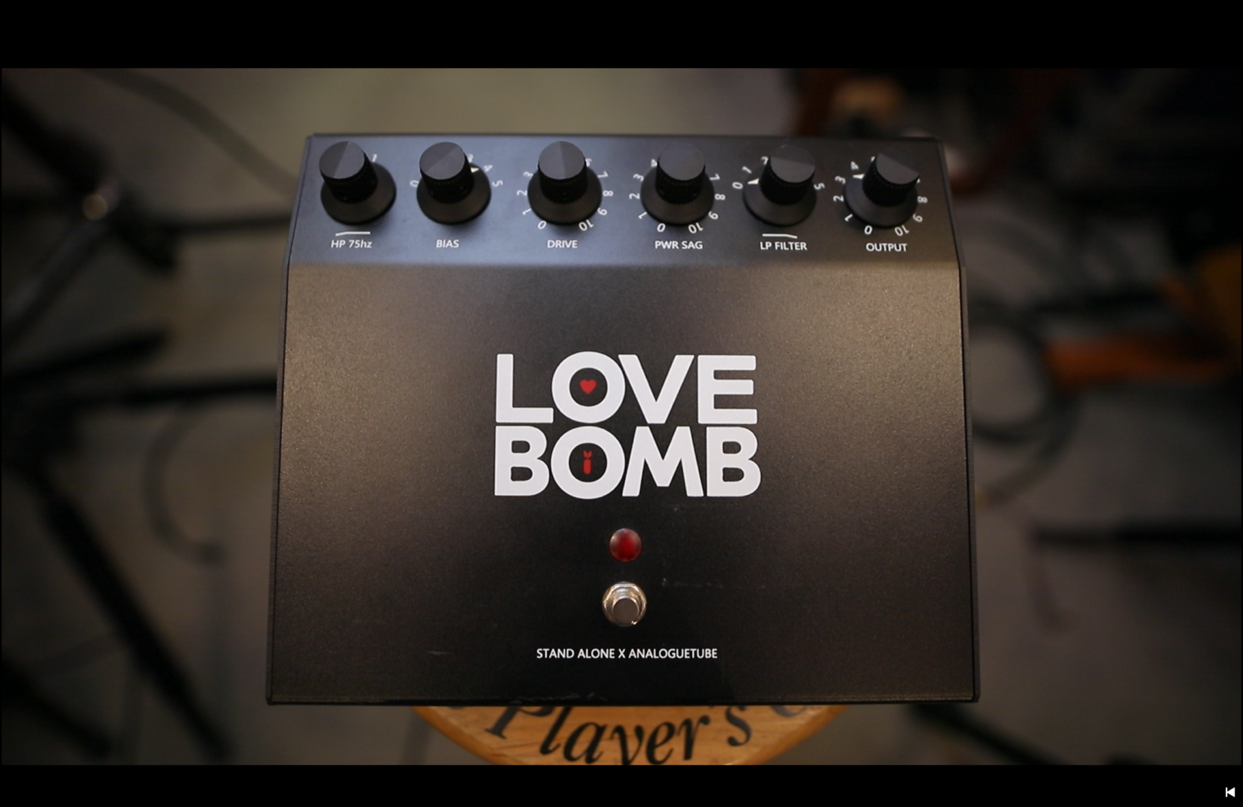 【BLOG】LOVE BOMB+AXE FX IIIとLED/64ストラト