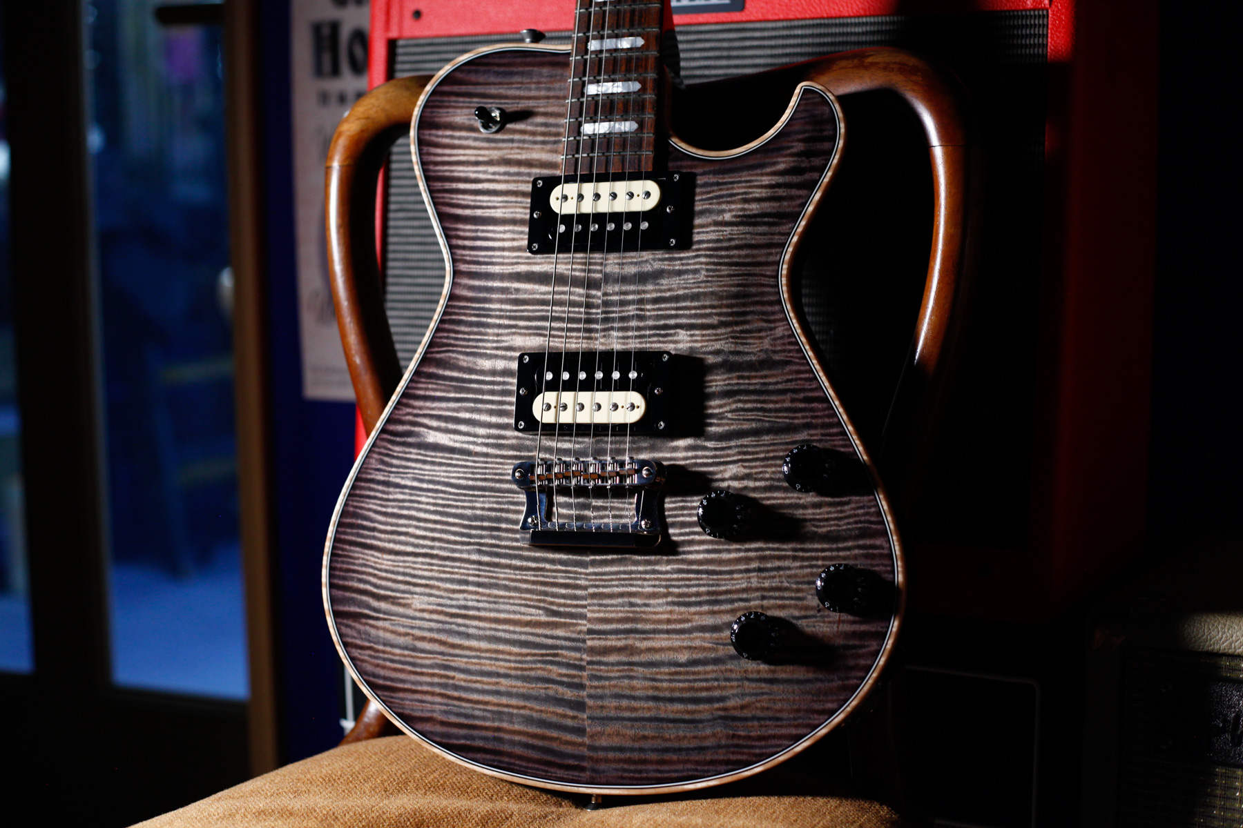 【SOLD】Knaggs Guitars – Influence Series – Kenai T1 #1475 | Chacoal Burst