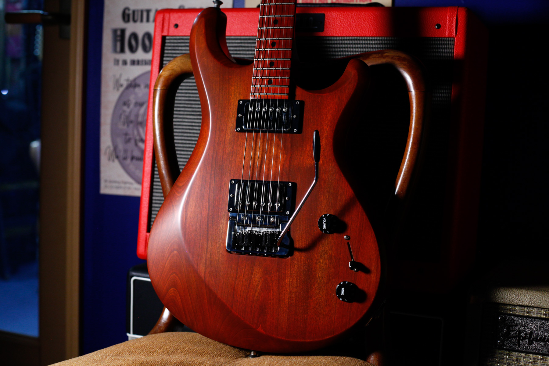 Knaggs Guitars – Chesapeake Series – Severn Trembuck #1178 | Old Red Violin Semigloss