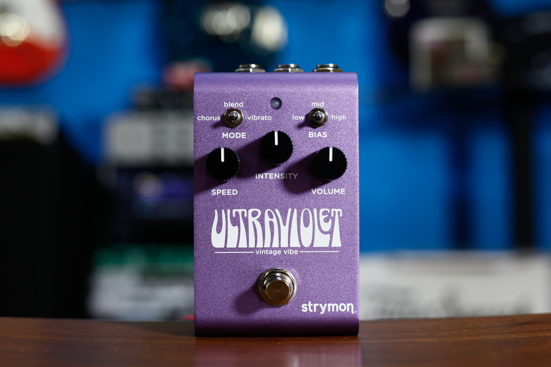 ホビー・楽器・アート【極上！】Strymon Ultraviolet 超美品 - ギター