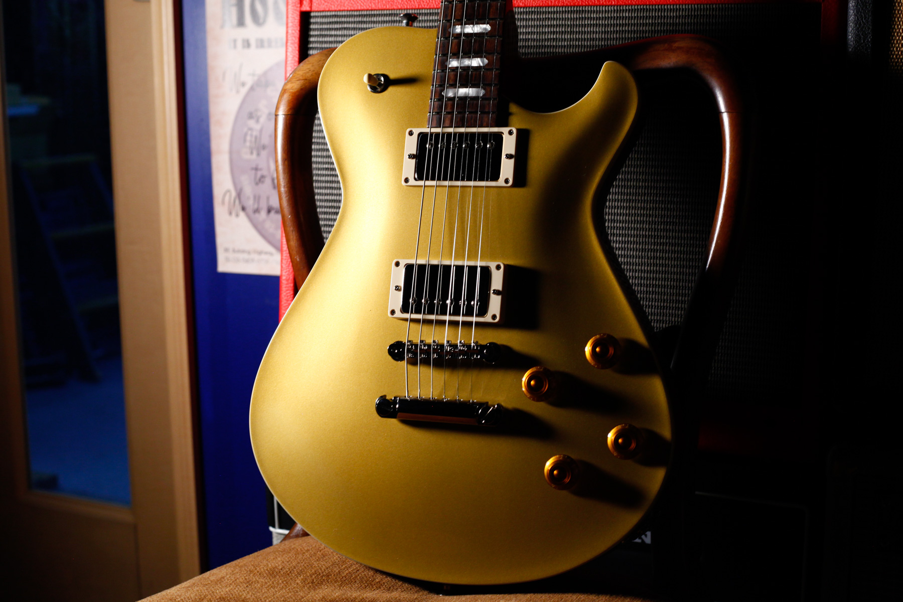 Knaggs Guitars – Influence Series – Kenai #1791 | Gold Top Gross / Cream Binding