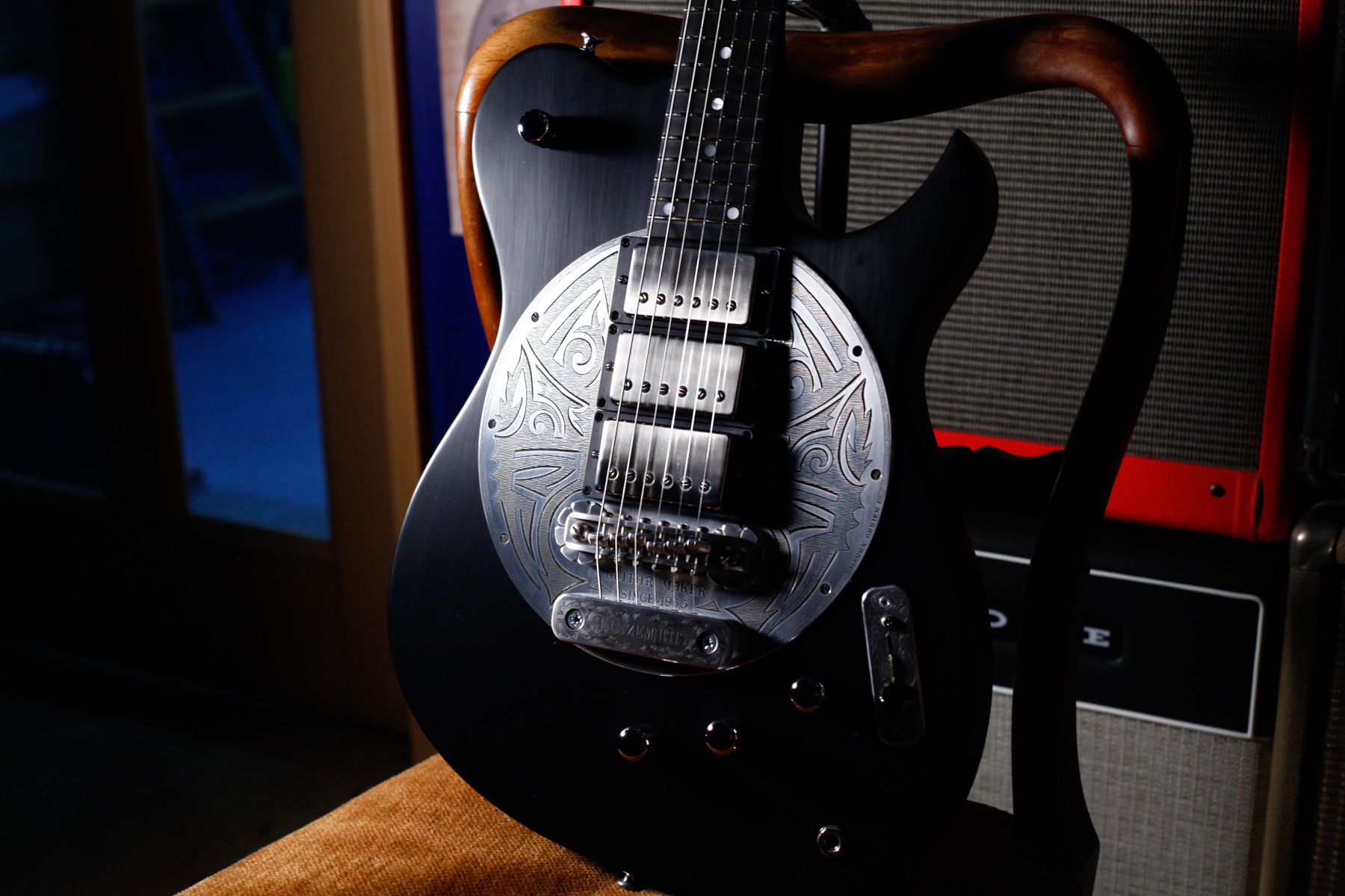 【SOLD】ZEMAITIS S24DT Tribal Tattoo Design 2008 | Black